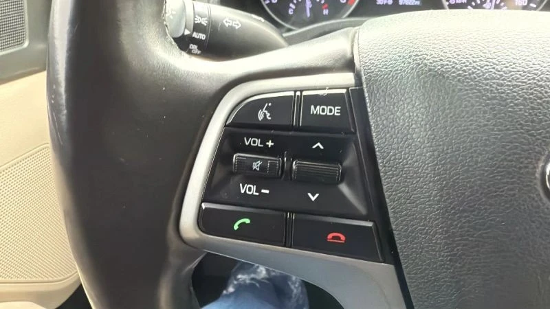 2017 Hyundai Elantra - Image 12 of 12