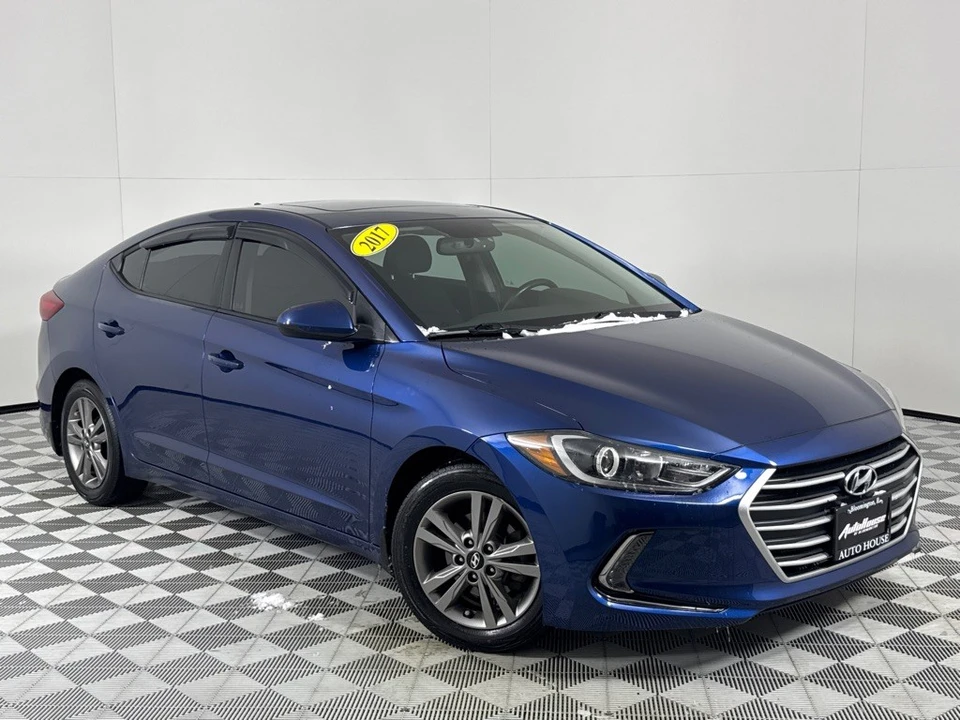 2017 Hyundai Elantra - Image 2 of 12