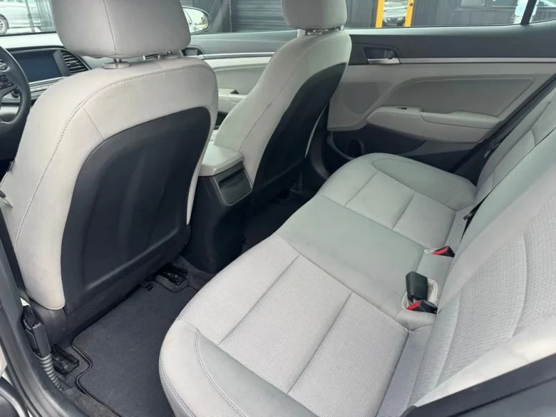 2017 Hyundai Elantra - Image 6 of 11