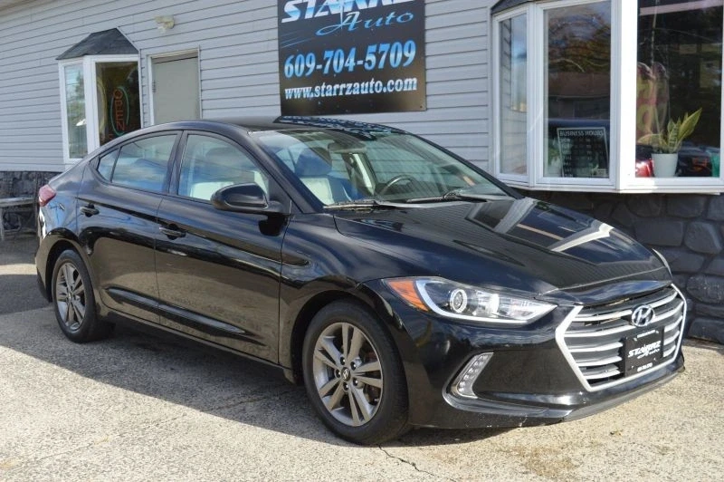 2017 Hyundai Elantra - Image 7 of 12
