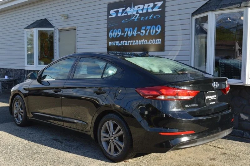 2017 Hyundai Elantra - Image 3 of 12