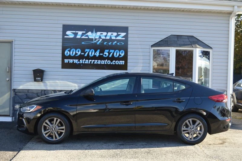 2017 Hyundai Elantra - Image 2 of 12