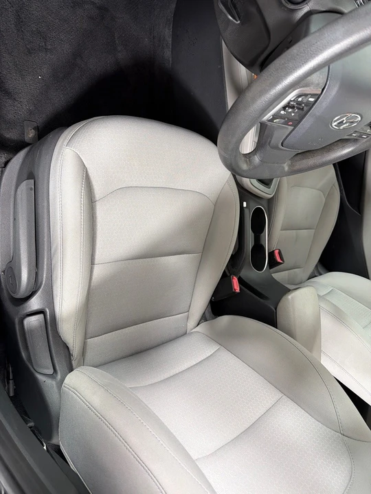 2017 Hyundai Elantra - Image 12 of 12