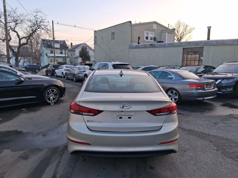 2017 Hyundai Elantra - Image 6 of 12