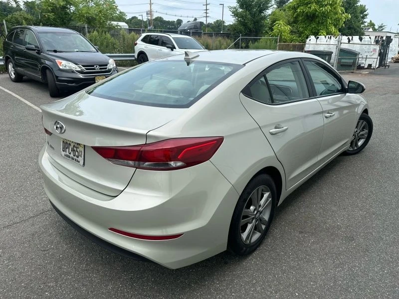 2017 Hyundai Elantra - Image 9 of 12