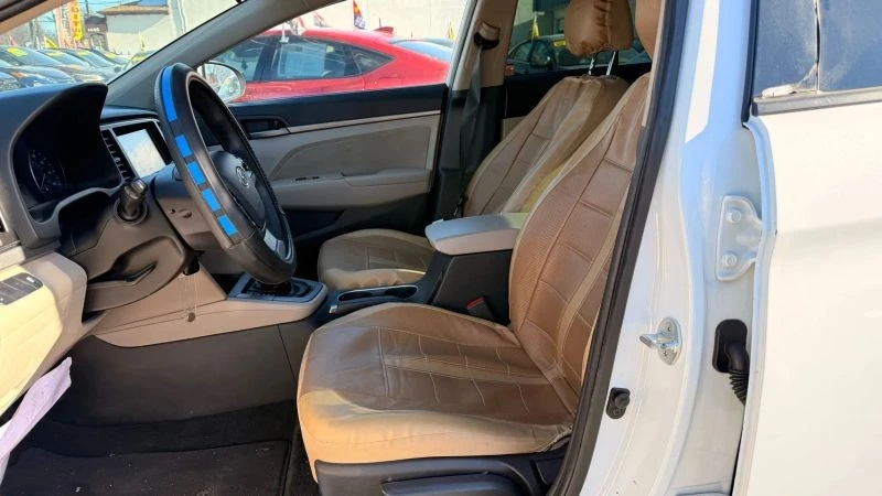 2017 Hyundai Elantra - Image 12 of 12