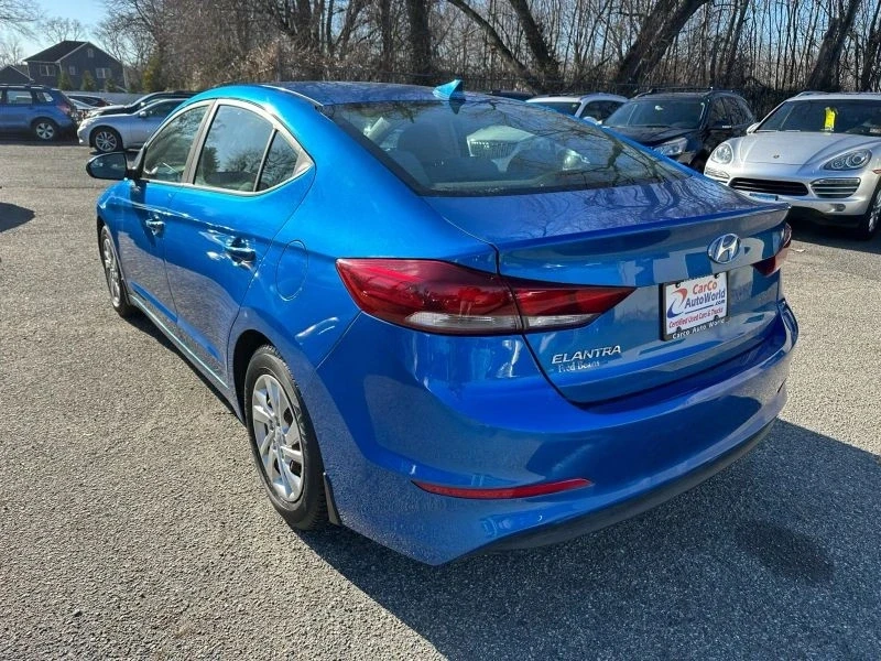 2017 Hyundai Elantra - Image 5 of 12