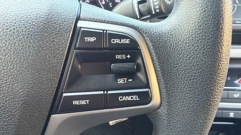 2017 Hyundai Elantra - Image 11 of 12
