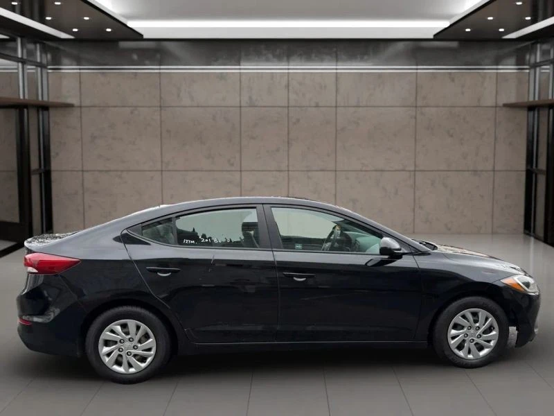 2017 Hyundai Elantra - Image 4 of 12