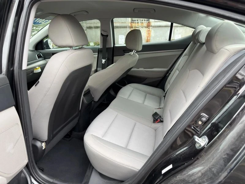2017 Hyundai Elantra - Image 9 of 12