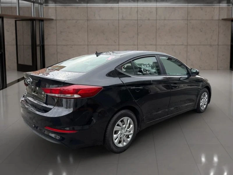 2017 Hyundai Elantra - Image 5 of 12