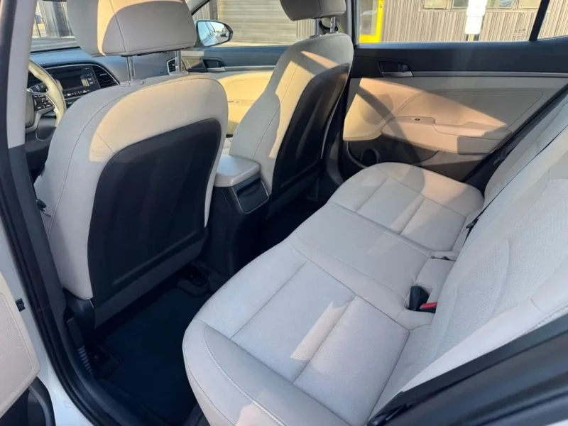 2017 Hyundai Elantra - Image 6 of 7