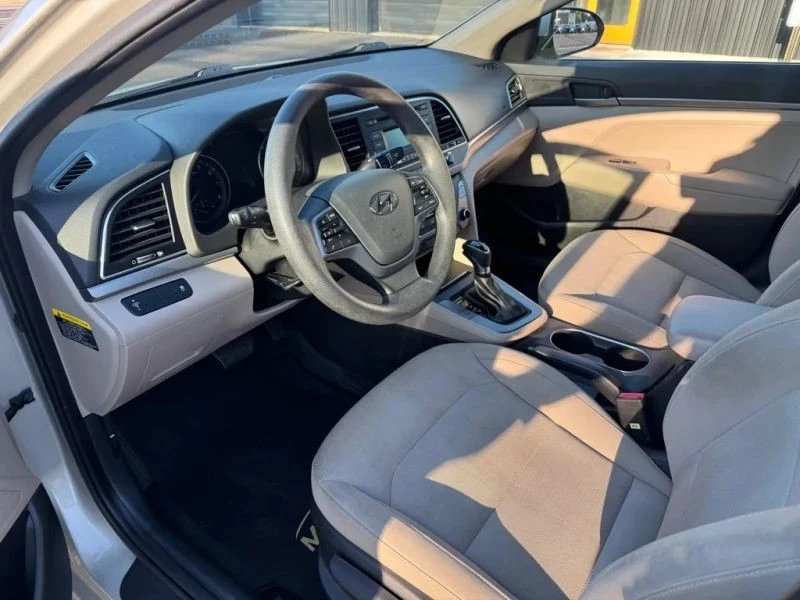 2017 Hyundai Elantra - Image 5 of 7