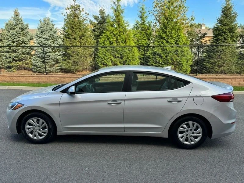 2017 Hyundai Elantra - Image 12 of 12