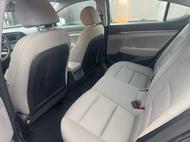 2017 Hyundai Elantra - Image 6 of 11