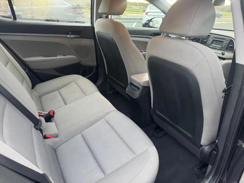 2017 Hyundai Elantra - Image 7 of 11