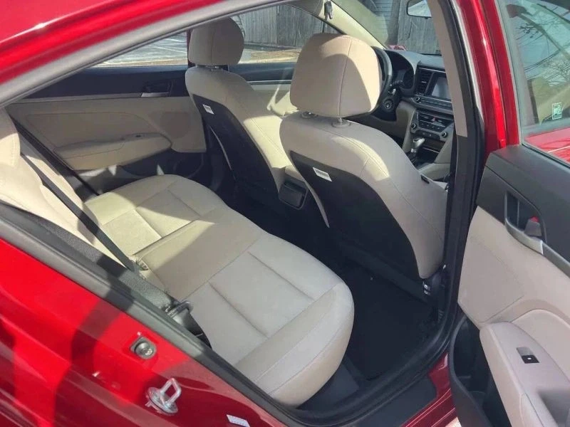 2017 Hyundai Elantra - Image 7 of 12