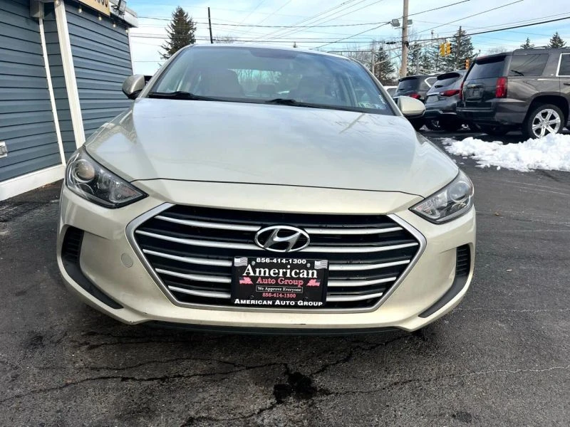 2017 Hyundai Elantra - Image 8 of 12