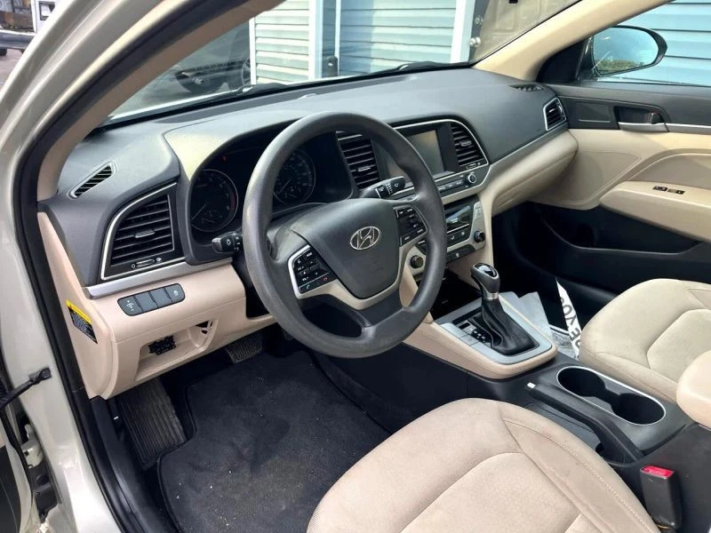2017 Hyundai Elantra - Image 11 of 12