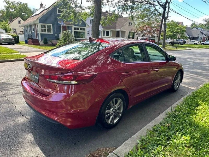 2017 Hyundai Elantra - Image 8 of 12