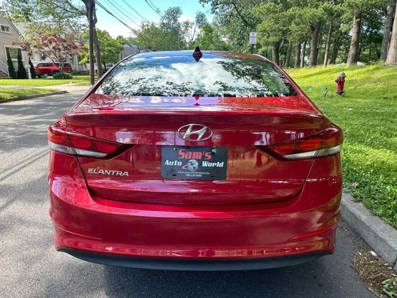 2017 Hyundai Elantra - Image 11 of 12