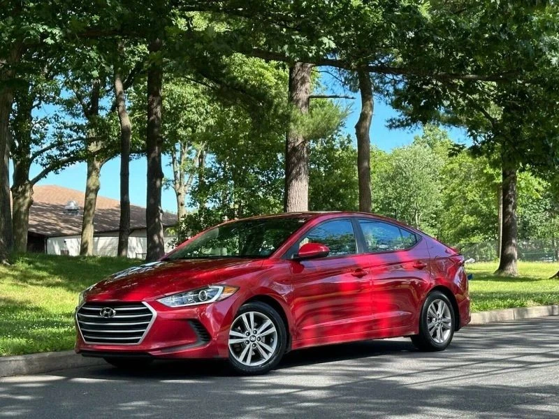 2017 Hyundai Elantra - Image 3 of 12