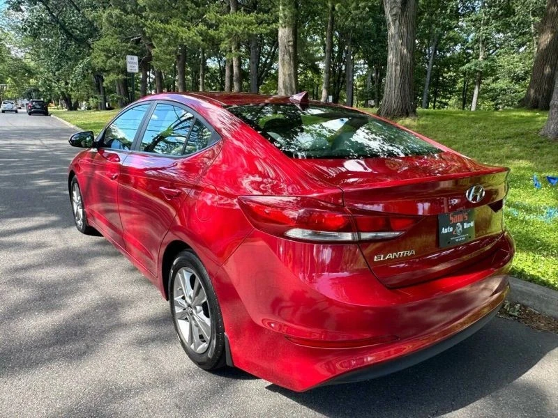 2017 Hyundai Elantra - Image 10 of 12