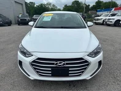 2017 Hyundai Elantra - Image 2 of 21