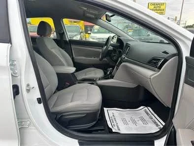 2017 Hyundai Elantra - Image 18 of 21