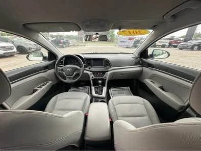 2017 Hyundai Elantra - Image 15 of 21