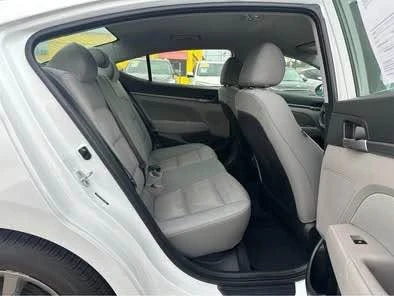 2017 Hyundai Elantra - Image 17 of 21