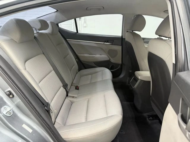 2017 Hyundai Elantra - Image 16 of 21