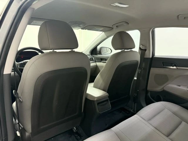 2017 Hyundai Elantra - Image 15 of 21