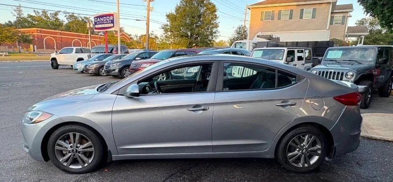 2017 Hyundai Elantra - Image 2 of 10