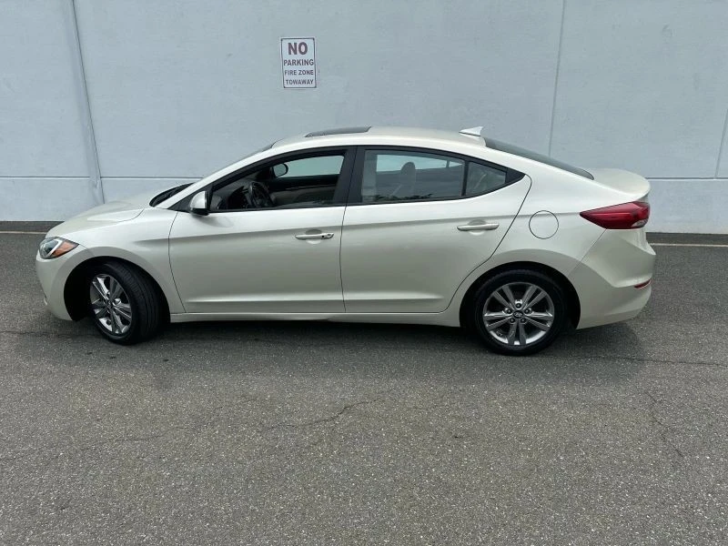 2017 Hyundai Elantra - Image 3 of 12