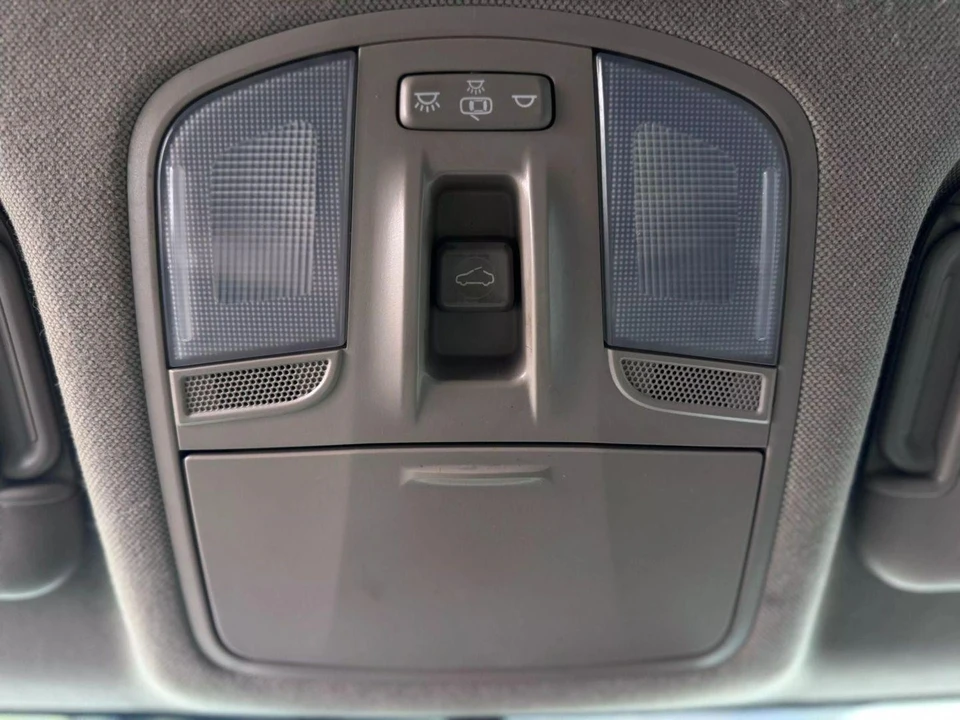 2017 Hyundai Elantra - Image 20 of 21