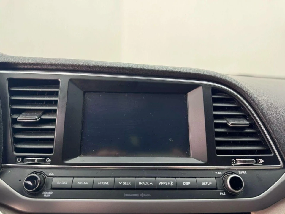 2017 Hyundai Elantra - Image 14 of 21