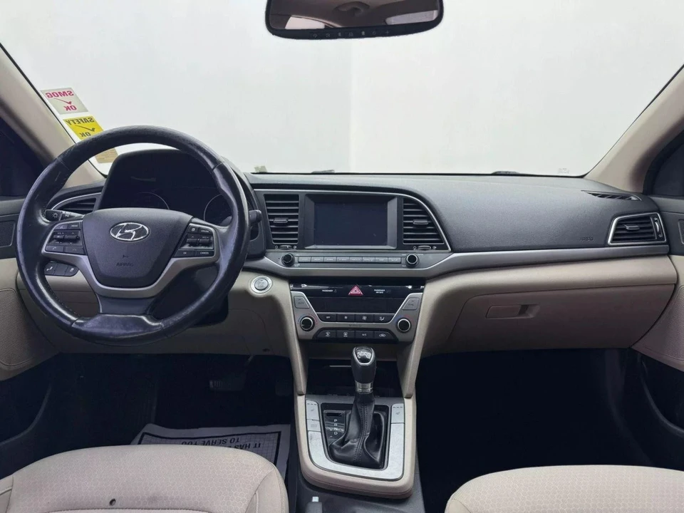 2017 Hyundai Elantra - Image 11 of 21