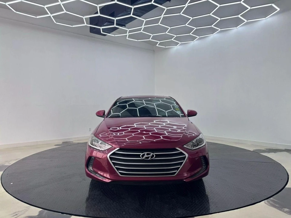2017 Hyundai Elantra - Image 6 of 21