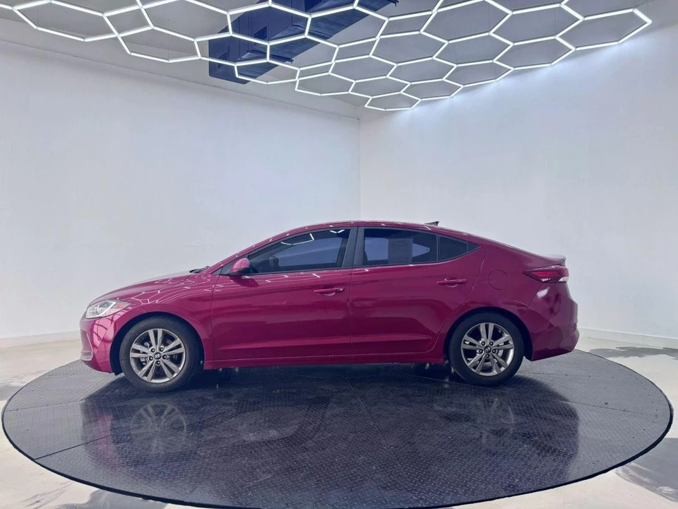 2017 Hyundai Elantra - Image 5 of 21