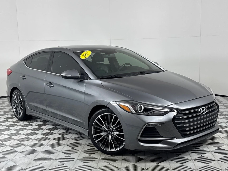 2017 Hyundai Elantra - Image 2 of 12