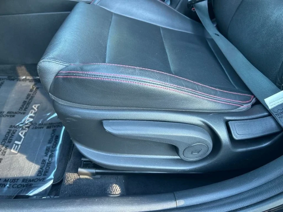 2017 Hyundai Elantra - Image 4 of 12