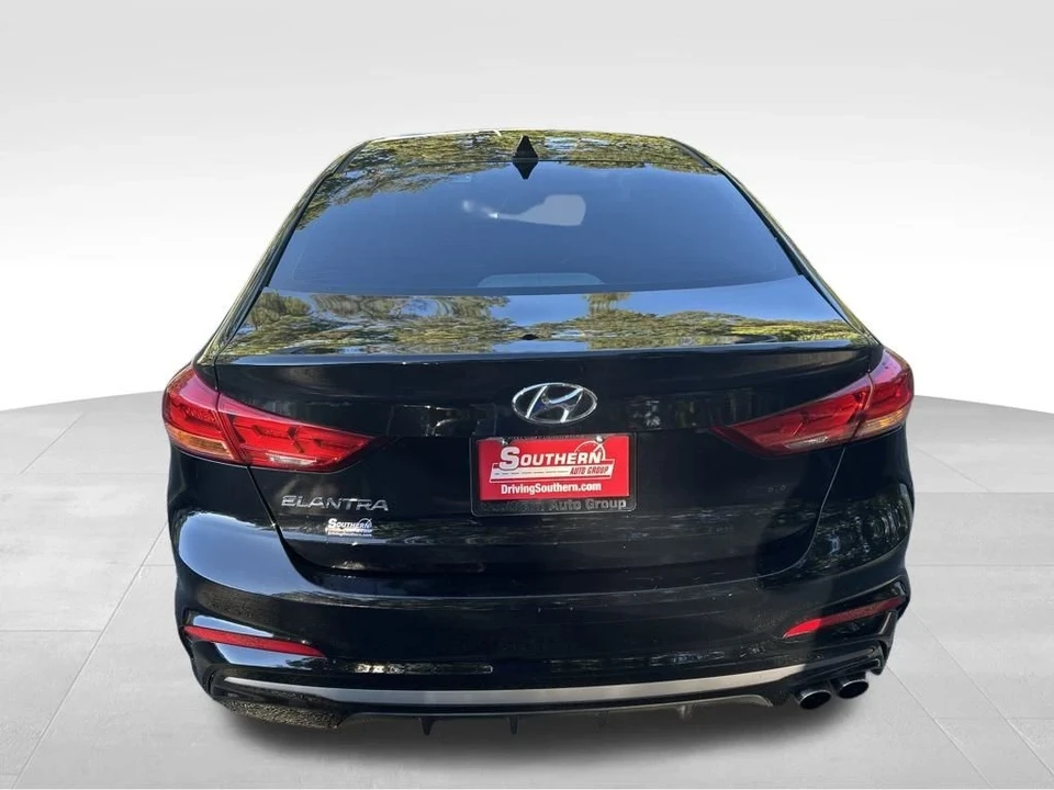 2017 Hyundai Elantra - Image 5 of 12