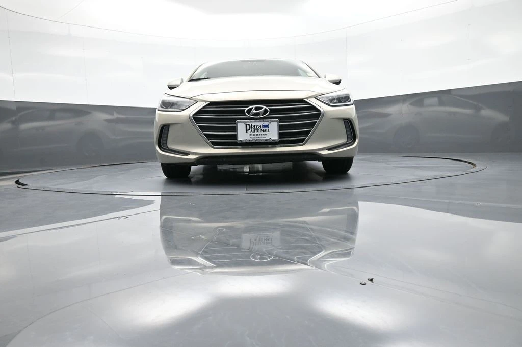 2017 Hyundai Elantra - Image 26 of 31