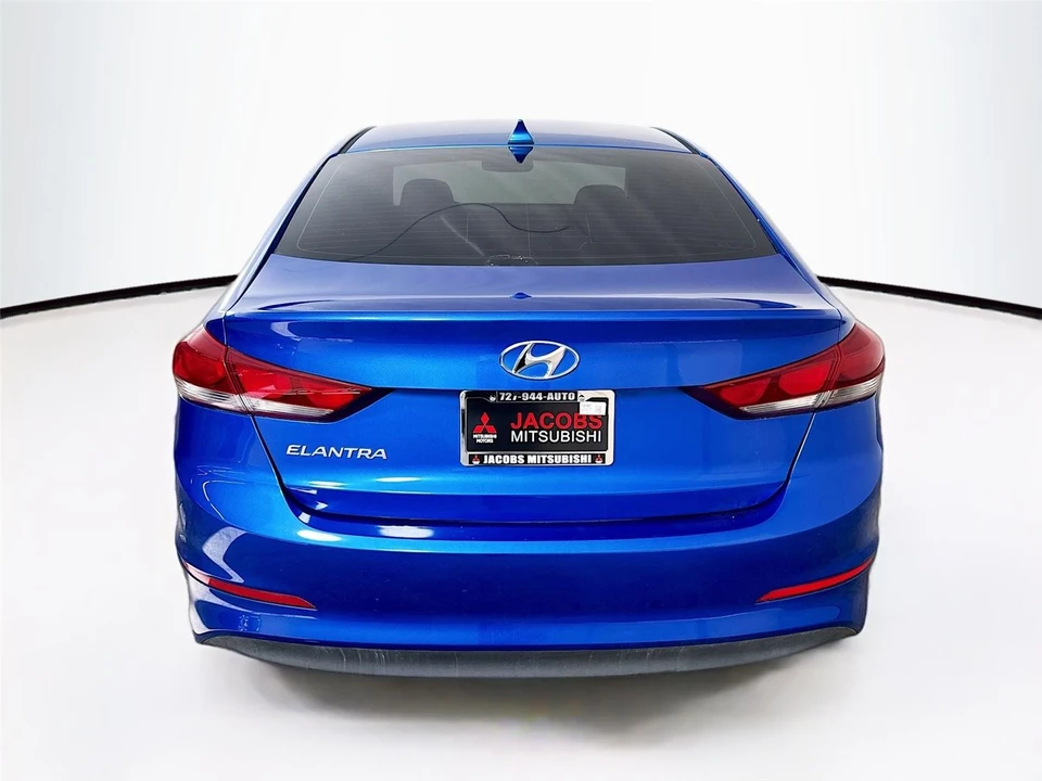 2017 Hyundai Elantra - Image 4 of 14
