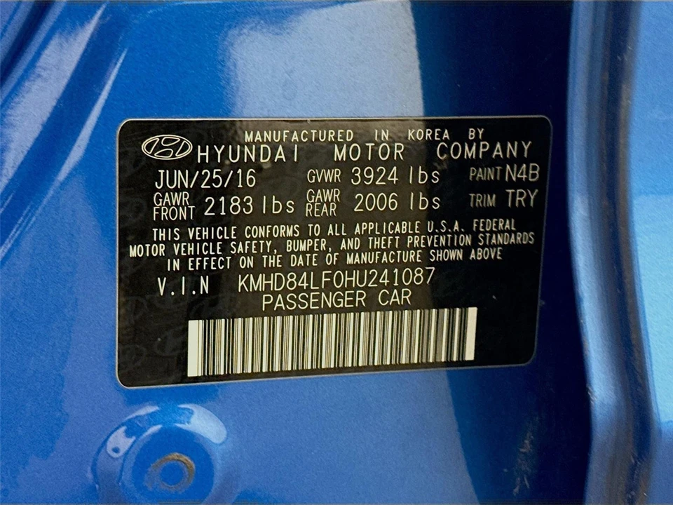 2017 Hyundai Elantra - Image 13 of 14