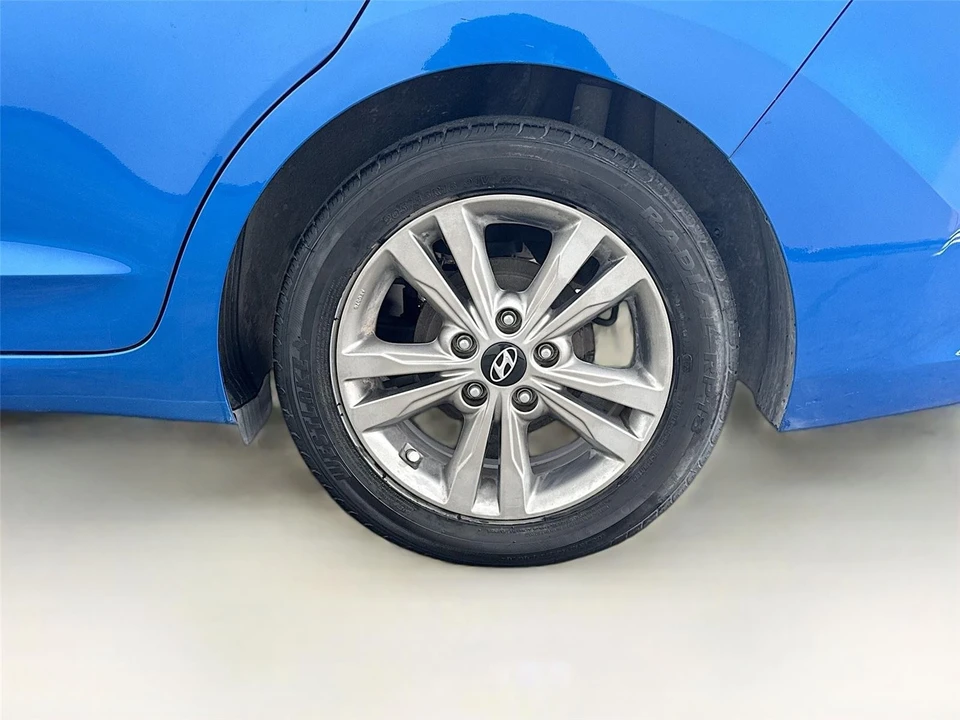 2017 Hyundai Elantra - Image 12 of 14