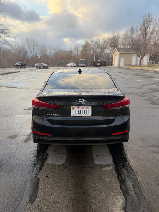 2017 Hyundai Elantra - Image 6 of 14