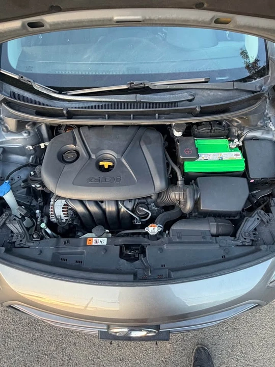 2017 Hyundai Elantra - Image 10 of 10