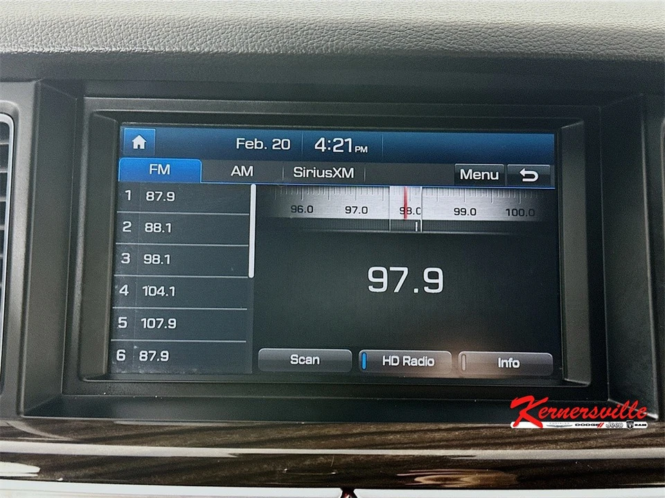 2017 Hyundai Genesis - Image 17 of 21